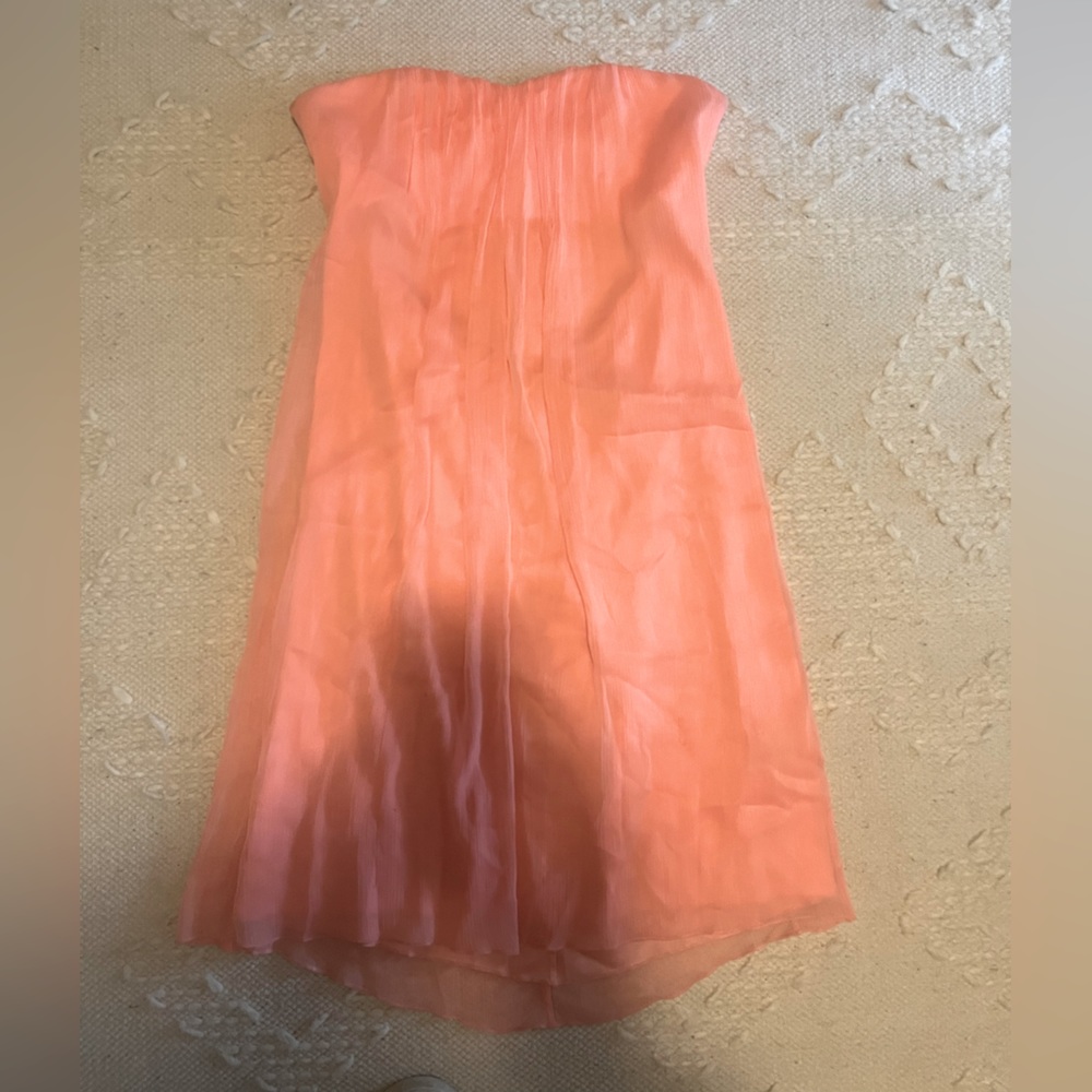 Alice + Olivia coral strapless cocktail dress. Size 4